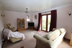 Lounge area- click for photo gallery